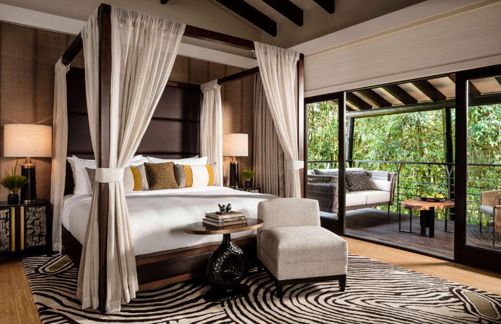 What Luxury Safaris Look Like in Rwanda
