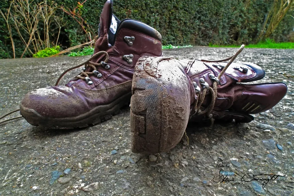 What to Wear for Gorilla Trekking Rwanda?